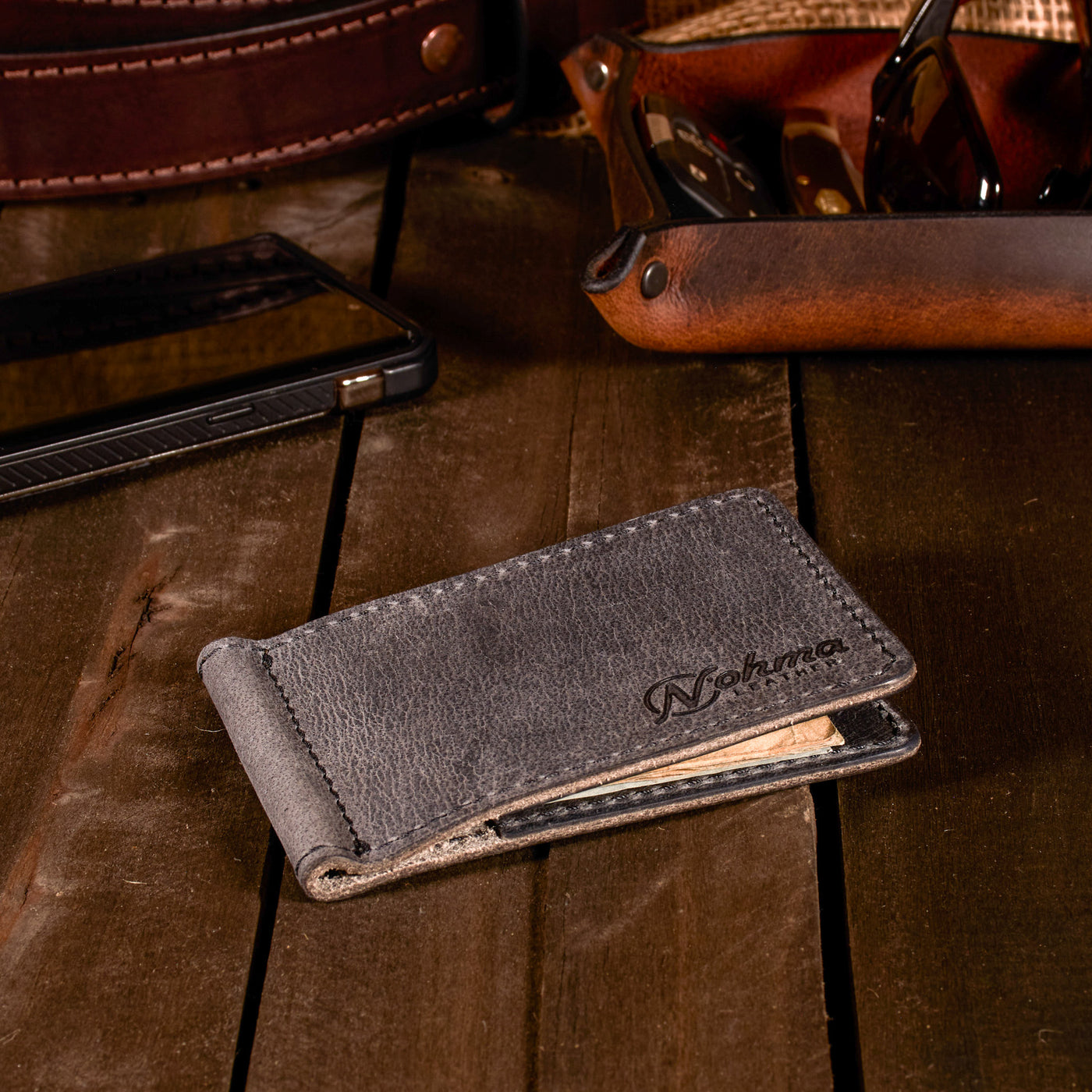 The Lincoln – Slim Minimalist Leather Bifold Wallet with Money Clip